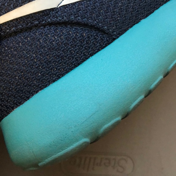 Title: Nike Roshe Run Shoes - Men’s Size 8, Fits Women’s Size 9.5- EUC - Picture 6 of 8